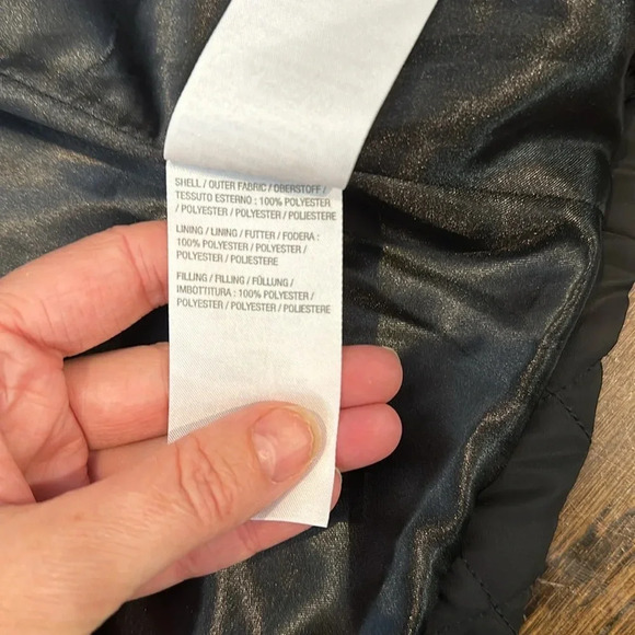 GIRL WITH CURVES Quilted Jacket with Gold/Pearl Buttons Puff sleeve Size XS - Picture 8 of 10